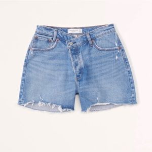 NWOT A&F Curve Love High Rise Dad Shorts